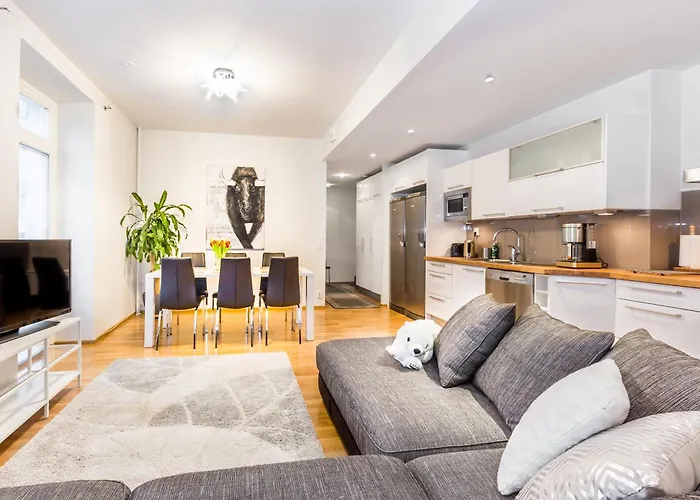 Daire Practical & Spacious In District, Private Sauna, Free Wifi *