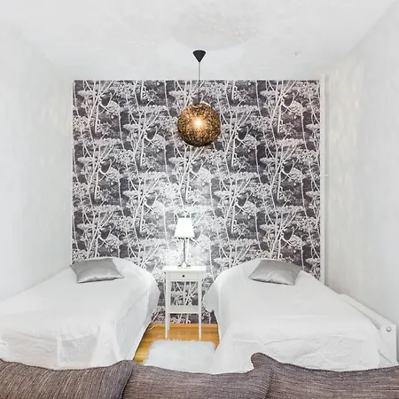 Practical & Spacious In District, Private Sauna, Free Wifi شقة